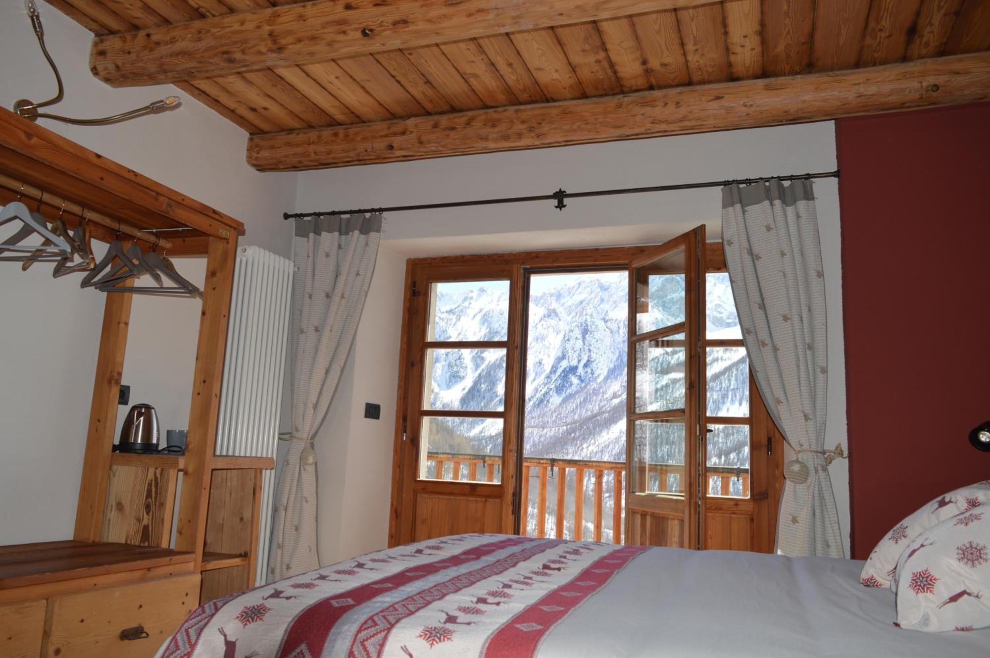 Отель Rifugio Di Chiappera Экстерьер фото